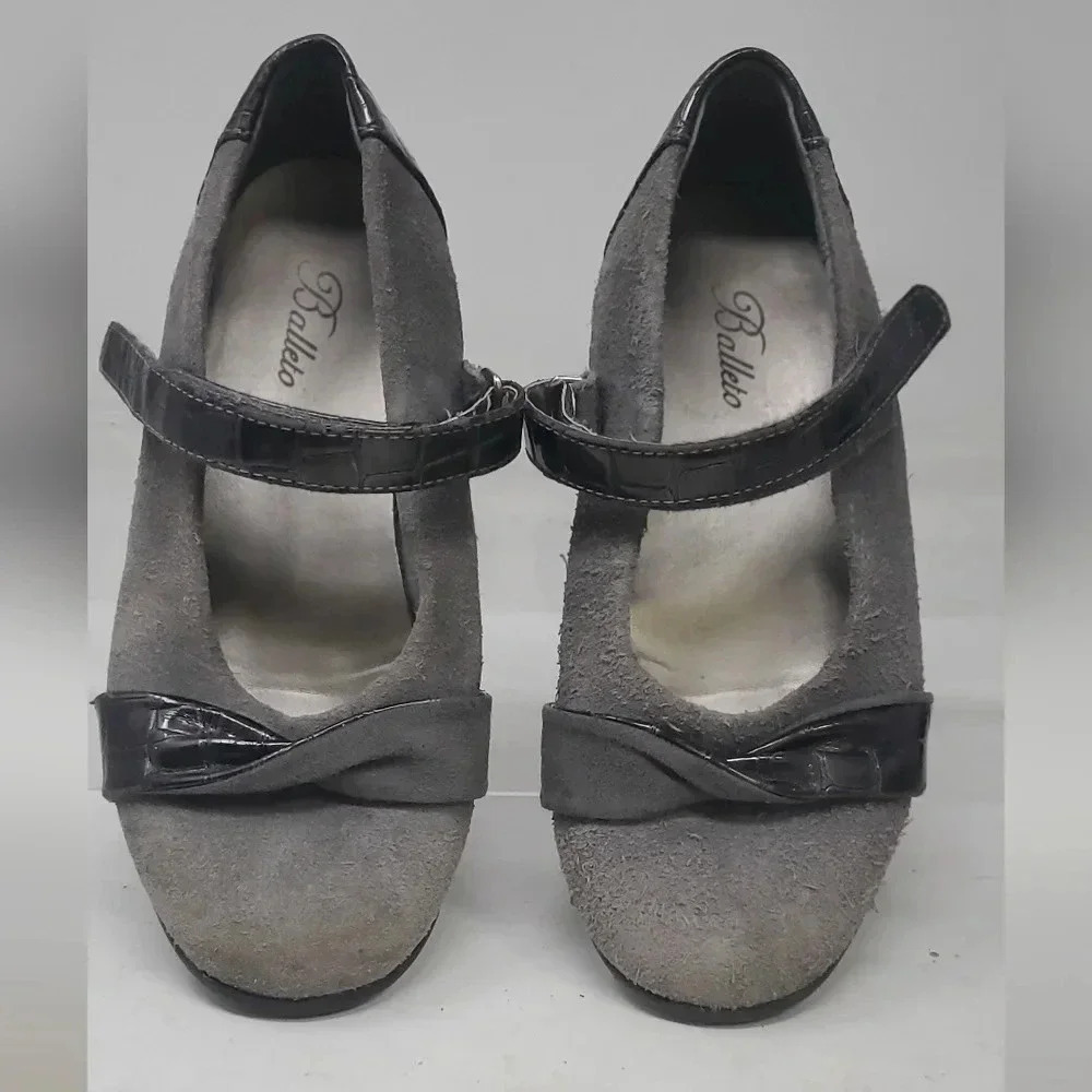 GIRLS BALLETO Leather Suede Light gray Maryjane Dress shoe Flexible Sole Comfort - Picture 2 of 13